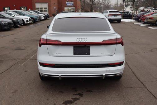 2021 Audi e-tron Sportback Premium Plus