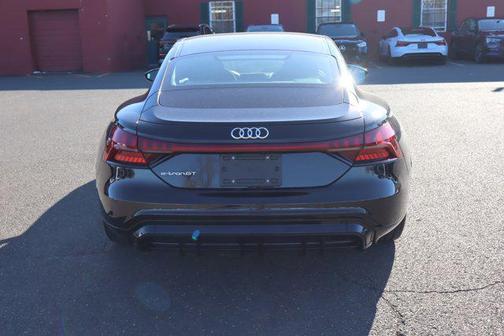 2023 Audi e-tron GT Premium Plus quattro