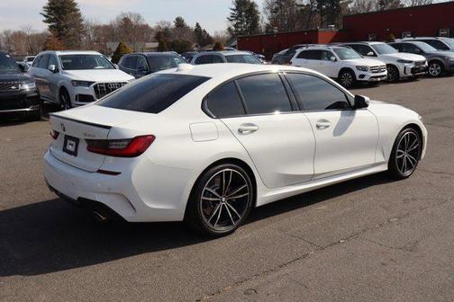 2021 BMW 330 xDrive