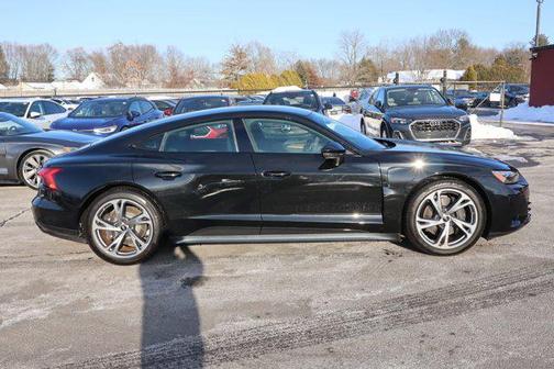 2023 Audi e-tron GT Premium Plus quattro