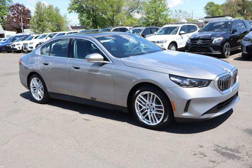 2024 BMW 540 i xDrive