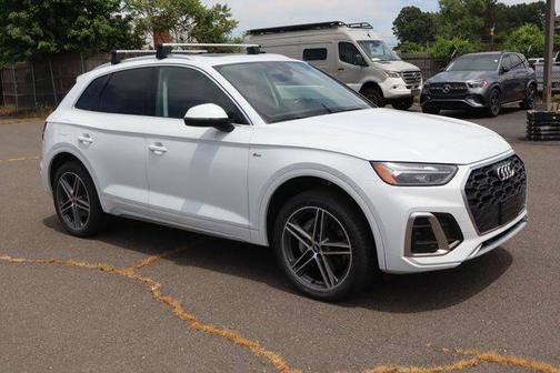 2021 Audi Q5 Premium 55 TFSI e quattro S tronic