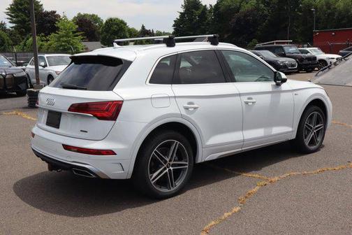 2021 Audi Q5 Premium 55 TFSI e quattro S tronic