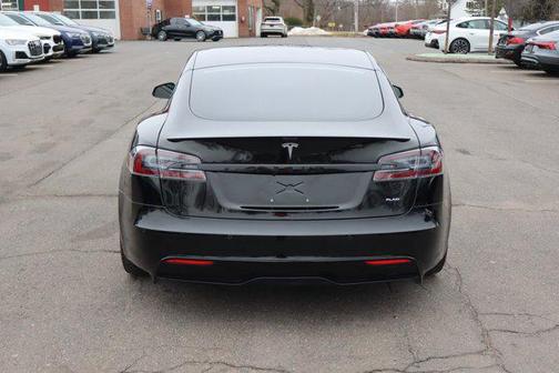 2021 Tesla Model S Plaid