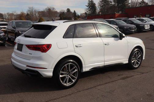 2022 Audi Q3 45 S line Premium