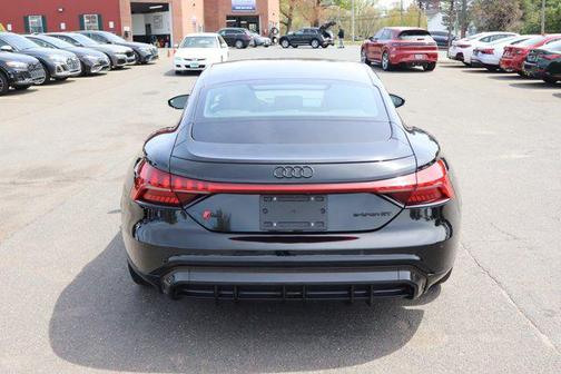 Mythos Black Metallic 2023 Audi RS e-tron GT quattro