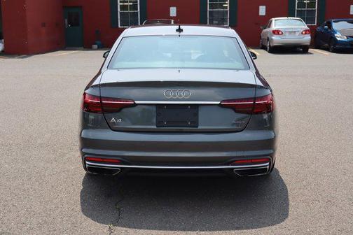 2024 Audi A4 45 S line Premium Plus