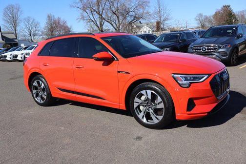 2021 Audi e-tron Premium