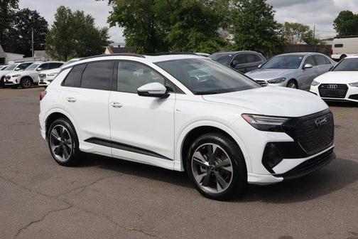 2024 Audi Q4 e-tron Prestige 50 quattro