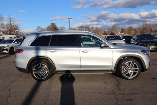 2024 Mercedes-Benz GLS 450 4MATIC