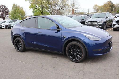 Deep Blue Metallic 2023 Tesla Model Y Long Range Dual Motor All-Wheel Drive