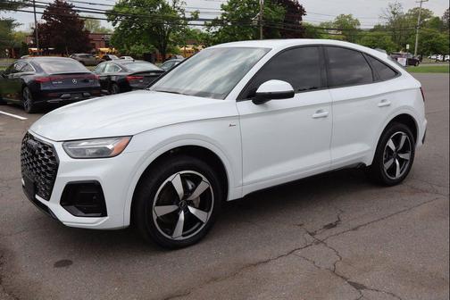 Glacier White Metallic 2022 Audi Q5 45 S line Premium Plus