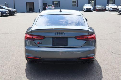 Daytona Gray Pearl Effect 2023 Audi S5 Premium Plus TFSI quattro Tiptronic