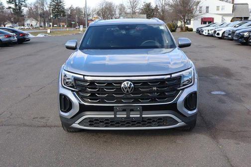 2024 Volkswagen Atlas Cross Sport 2.0T SE w/Technology 4MOTION