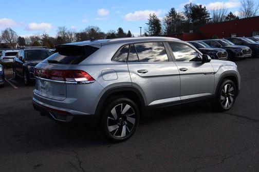 2024 Volkswagen Atlas Cross Sport 2.0T SE w/Technology 4MOTION