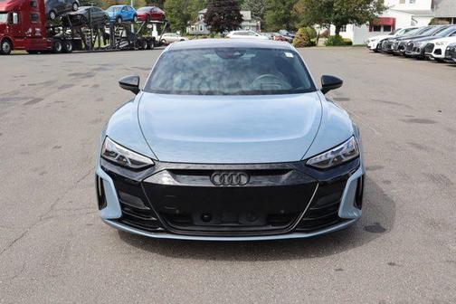2022 Audi e-tron GT Prestige