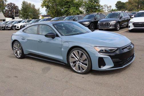 2022 Audi e-tron GT Prestige