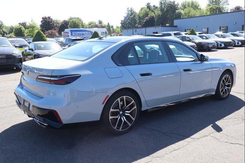 Brooklyn Grey Metallic 2024 BMW 760 xDrive