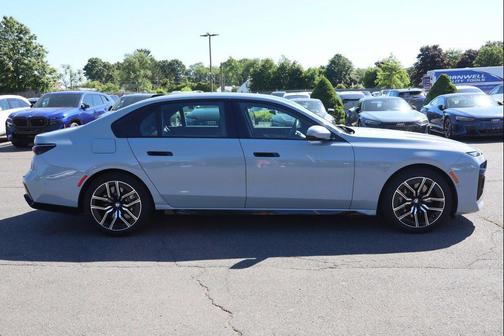 Brooklyn Grey Metallic 2024 BMW 760 xDrive