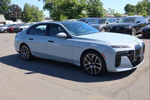Brooklyn Grey Metallic 2024 BMW 760 xDrive