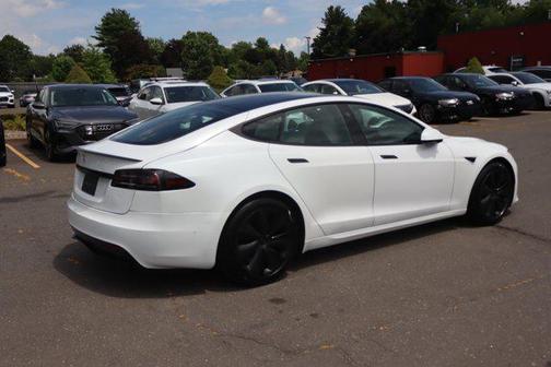 2022 Tesla Model S Plaid