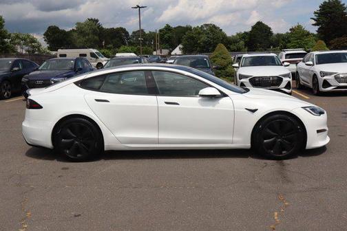 2022 Tesla Model S Plaid