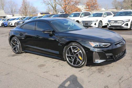 2023 Audi RS e-tron GT quattro