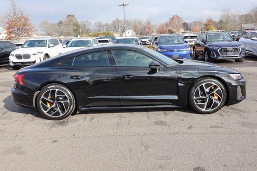 2023 Audi RS e-tron GT quattro