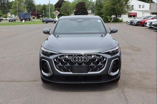 Daytona Gray Pearl Effect 2025 Audi Q5 Prestige TFSI quattro S tronic