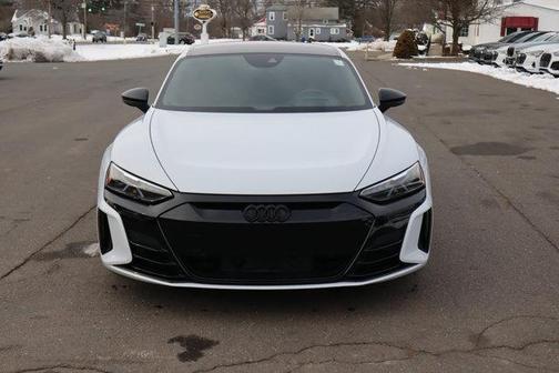 2022 Audi e-tron GT Prestige