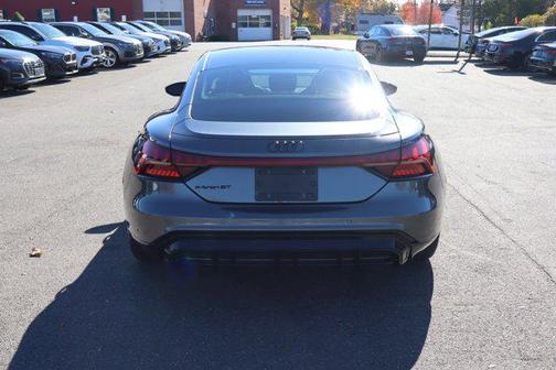 2022 Audi e-tron GT Premium Plus