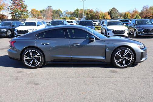 2022 Audi e-tron GT Premium Plus