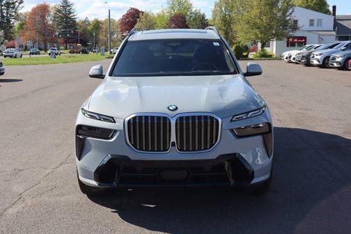 Brooklyn Grey Metallic 2024 BMW X7 xDrive40i
