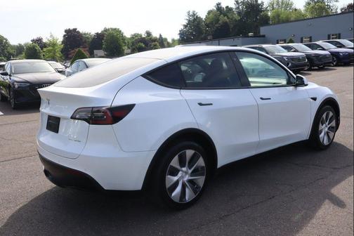 Pearl White Multi-Coat 2020 Tesla Model Y Long Range Dual Motor All-Wheel Drive