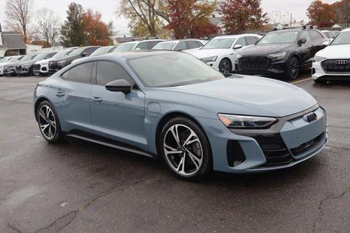 2023 Audi e-tron GT Premium Plus quattro