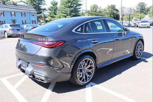 Graphite Grey Metallic 2025 Mercedes-Benz AMG GLC 63 S E Performance 4MATIC Coupe