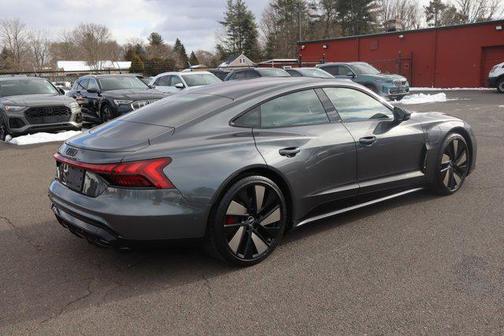 2022 Audi e-tron GT Prestige