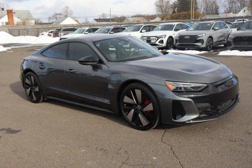 2022 Audi e-tron GT Prestige