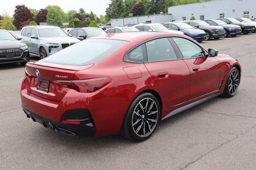 Vegas Red Metallic 2025 BMW M440 i xDrive