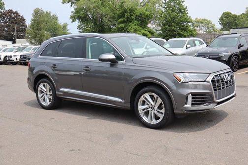 2022 Audi Q7 55 Premium Plus