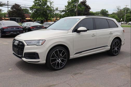Vicuna Beige Metallic 2023 Audi Q7 55 Prestige