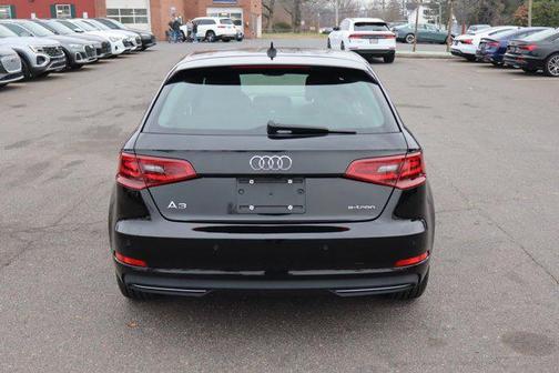 2016 Audi A3 e-tron 1.4T Premium