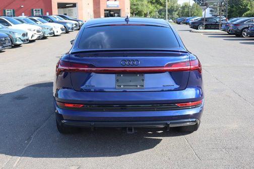 2022 Audi e-tron Sportback S line Premium Plus