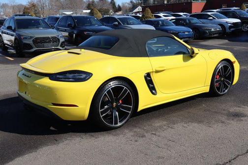 2023 Porsche 718 Boxster S