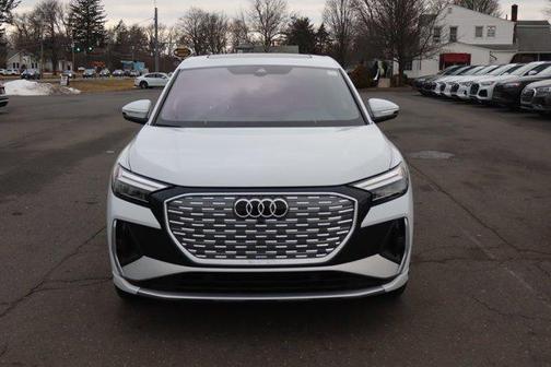 2025 Audi Q4 e-tron Sportback Premium 55 quattro