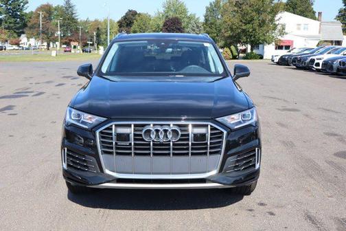 2022 Audi Q7 55 Premium Plus