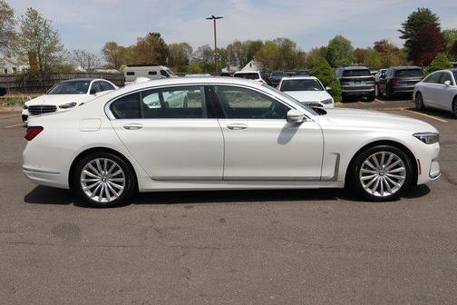 2021 BMW 745e xDrive