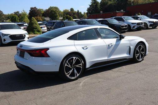 2024 Audi e-tron GT Prestige quattro