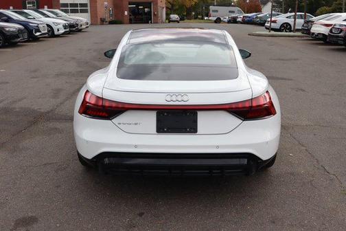 2022 Audi e-tron GT Prestige