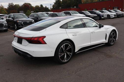 2022 Audi e-tron GT Prestige